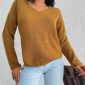 AQE FASHION Mustard Knitted V-Neck Sweater Size EU S